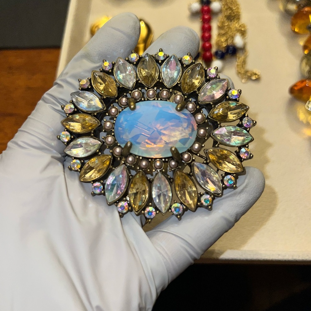 Vintage signed NR opalescent brooch